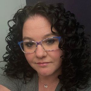 Meet your Posher, Cheri